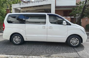 White Hyundai Starex 2016 for sale in Parañaque