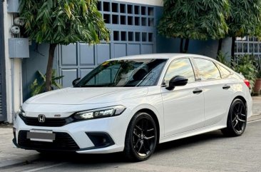 Selling Pearl White Honda Civic 2023 in Manila
