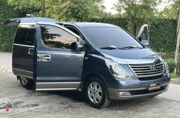 Selling White Hyundai Grand starex 2013 in Manila