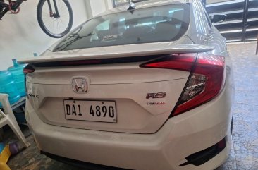 Sell White 2018 Honda Civic in Caloocan