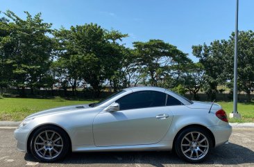 Selling White Mini Convertible 2010 in Bacoor