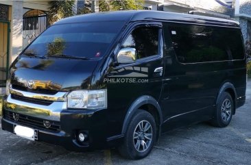 2016 Toyota Hiace  GL Grandia A/T in Manila, Metro Manila