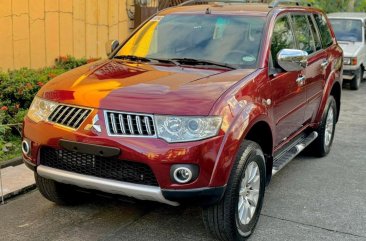 White Mitsubishi Montero 2013 for sale in Manila