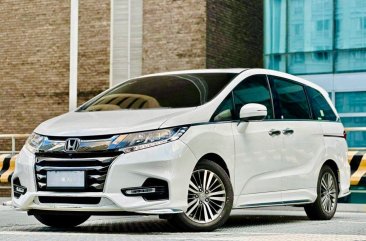 Sell Pearl White 2018 Honda Odyssey in Makati