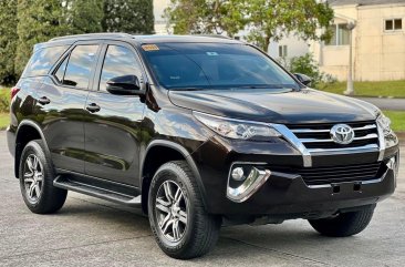 White Toyota Fortuner 2019 for sale in Automatic