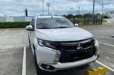 White Mitsubishi Montero sport 2017 for sale in Dasmariñas