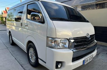 White Toyota Grandia 2019 for sale in Manila