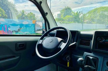 White Suzuki Carry 2021 for sale in Manual