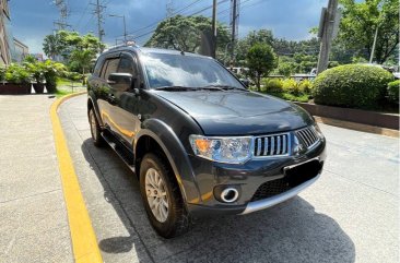 White Mitsubishi Montero sport 2013 for sale in Quezon City