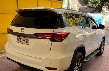 Selling White Toyota Fortuner 2018 in Quezon City