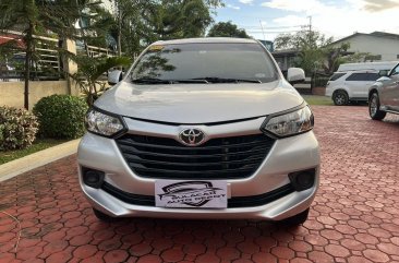 Selling Silver Toyota Avanza 2017 in Manila