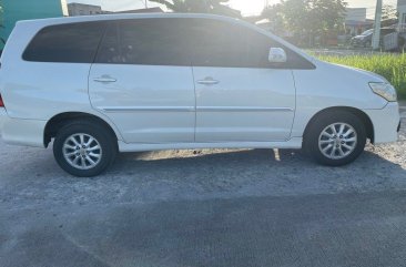 Sell Pearl White 2015 Toyota Innova in Manila