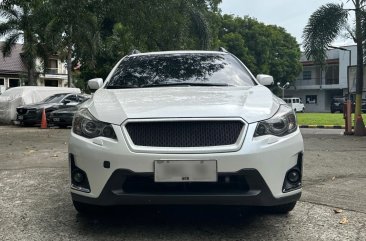 White Subaru Xv 2014 for sale in Automatic