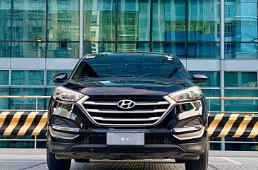Selling White Hyundai Tucson 2018 in Makati