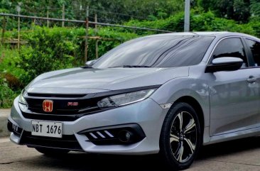 Selling White Honda Civic 2019 in Caloocan