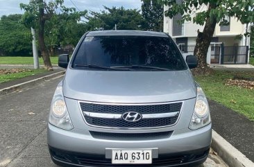 Sell White 2014 Hyundai Grand starex in Quezon City