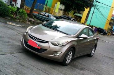 Sell White 2012 Hyundai Elantra in Caloocan