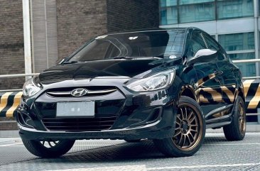 Sell White 2018 Hyundai Accent in Makati