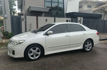 Sell White 2011 Toyota Altis in Quezon City
