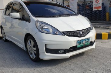 White Honda Jazz 2013 for sale in Manila