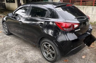 Selling White Mazda 2 Hatchback 2017 in Santa Rosa