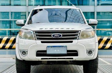 White Ford Everest 2013 for sale in Makati