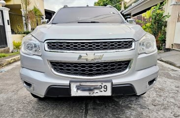 Sell White 2013 Chevrolet Colorado in Bacoor