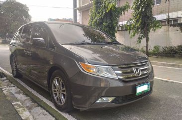 Selling White Honda Odyssey 2012 in Quezon City
