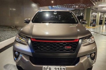 Selling White Isuzu Sportivo 2016 in Makati