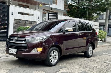 Selling White Toyota Innova 2016 in Pasig