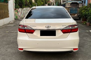 Pearl White Toyota Camry 2015 for sale in Automatic