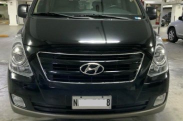 Sell White 2017 Hyundai Starex in Makati