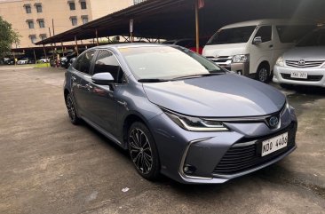 White Toyota Altis 2021 for sale in 