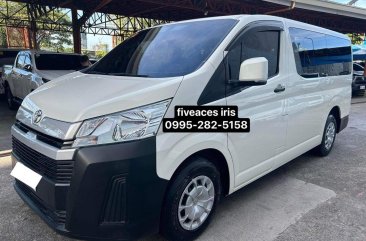 Selling White Toyota Hiace 2023 in Mandaue