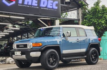 2014 Toyota FJ Cruiser  4.0L V6 in Manila, Metro Manila