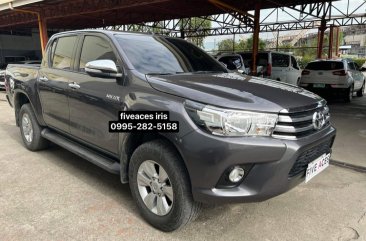 Selling White Toyota Hilux 2017 in Mandaue