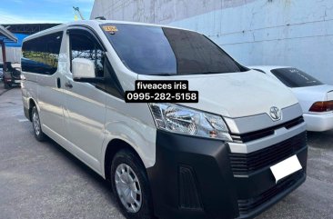 Selling White Toyota Hiace 2023 in Mandaue