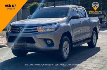 Selling White Toyota Hilux 2018 in Manila