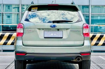 Selling White Subaru Forester 2015 in Makati