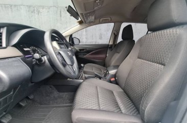 White Toyota Innova 2018 for sale in Quezon City