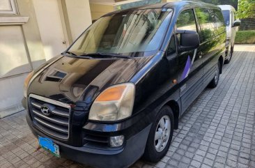 White Hyundai Starex 2007 for sale in Quezon City