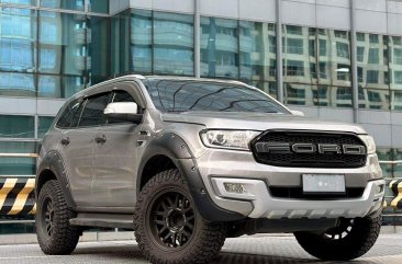 White Ford Everest 2017 for sale in Makati