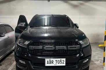 White Ford Everest 2016 for sale in 