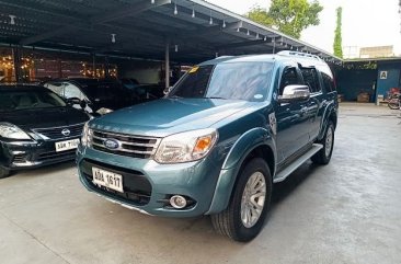 Sell White 2014 Ford Everest in Las Piñas