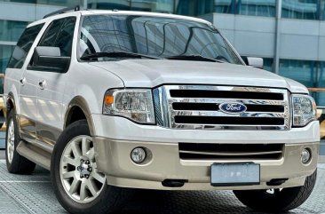 White Ford Expedition 2013 for sale in Makati