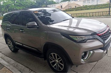 Selling Bronze Toyota Fortuner 2020 in Manila