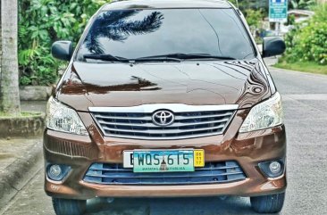 White Toyota Innova 2014 for sale in Manila