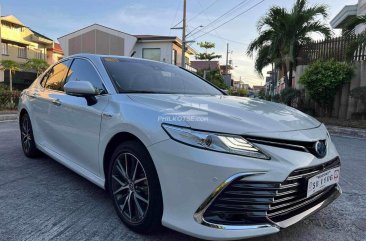 2022 Toyota Camry Hybrid in Manila, Metro Manila