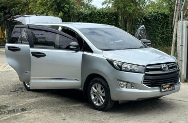 White Toyota Innova 2018 for sale in Manila