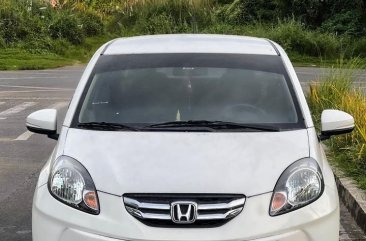 White Honda Brio amaze 2017 for sale in 